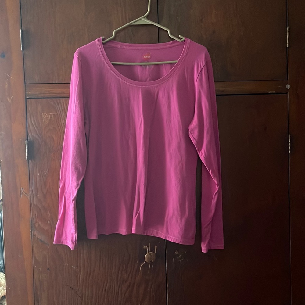 Long sleeve Pink Hanes TShirt
